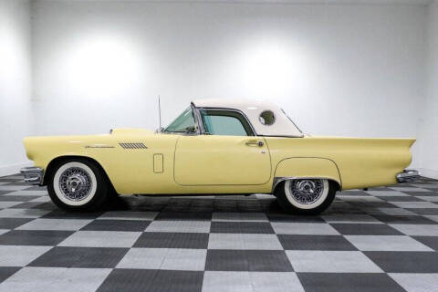 1957 Ford Thunderbird