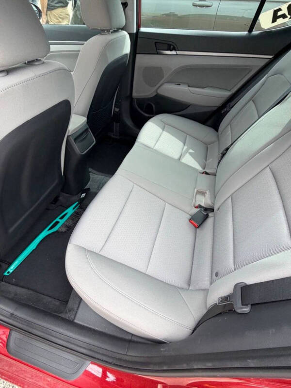 2018 Hyundai Elantra