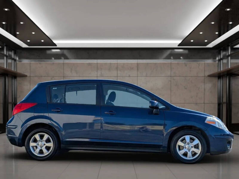 2012 Nissan Versa 1.8 S