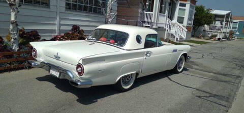 1957 Ford Thunderbird