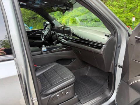 2023 Cadillac Escalade-V ESV