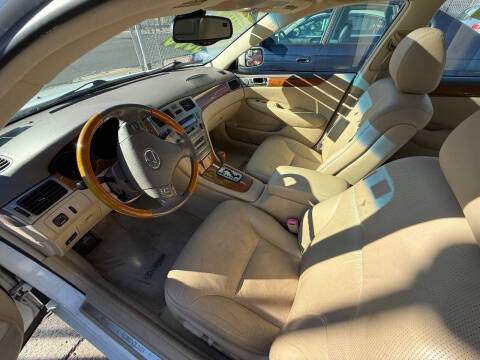 2005 Lexus ES 330