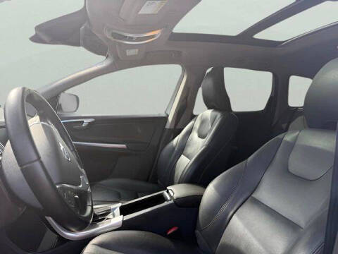 2016 Volvo XC60 T6