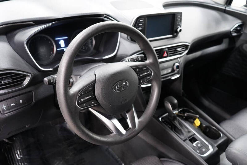 2020 Hyundai Santa Fe SE