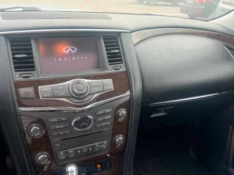 2017 Infiniti QX80 Signature Edition