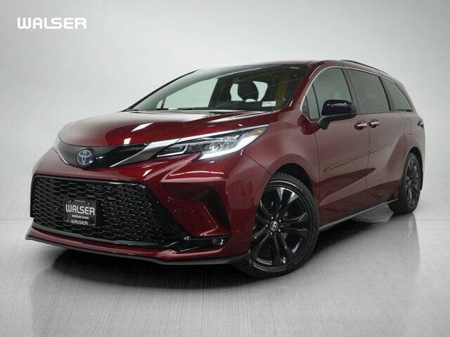 2022 Toyota Sienna XSE 7-Passenger