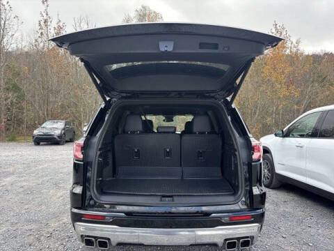 2025 GMC Acadia Denali