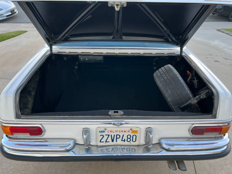 1972 Mercedes-Benz 280-Class