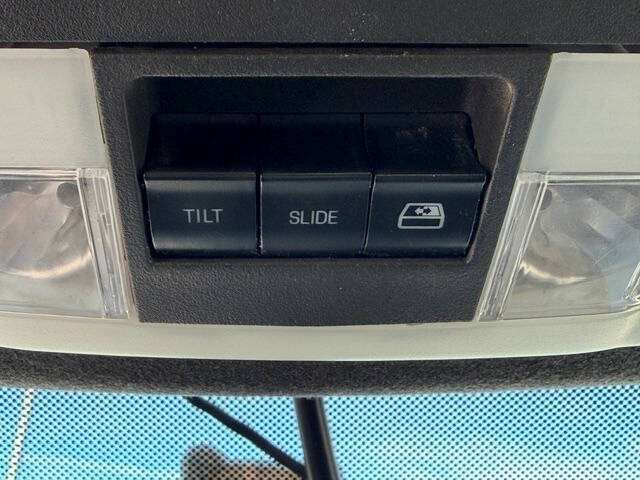 2011 Ford F-350 Super Duty Lariat