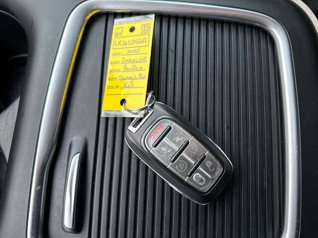 2020 Chrysler Pacifica Touring L Plus