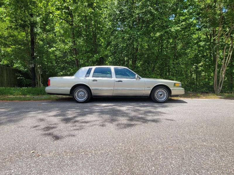1997 Lincoln Town Car for sale at Rad Wheels LLC in Greer SC