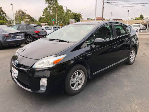 2011 Toyota Prius for sale at EKE Motorsports Inc. in El Cerrito CA