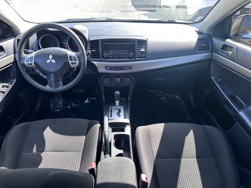 2015 Mitsubishi Lancer ES
