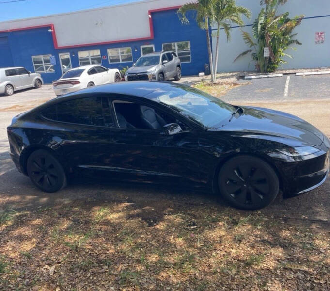 2025 Tesla Model 3 Long Range