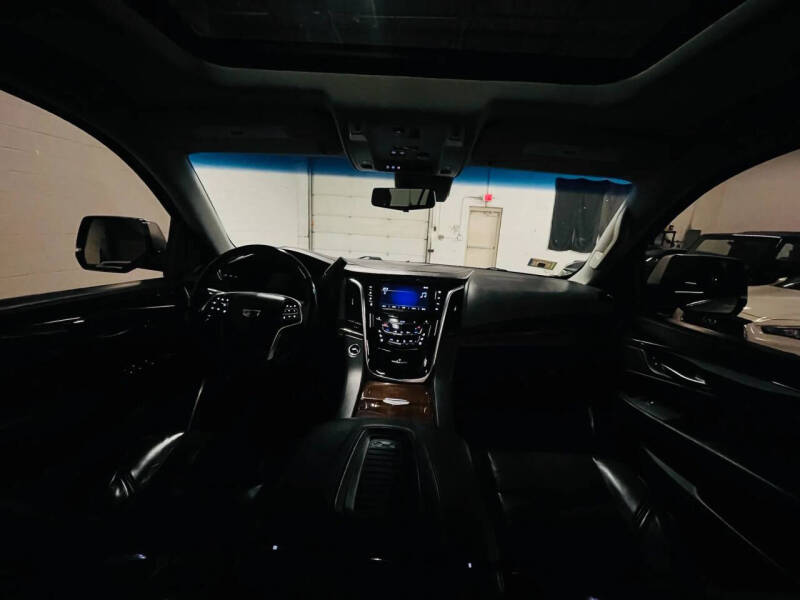 2018 Cadillac Escalade Premium Luxury