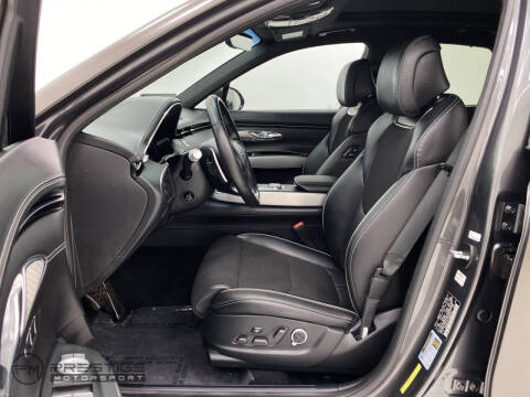 2023 Genesis GV70 2.5T Standard
