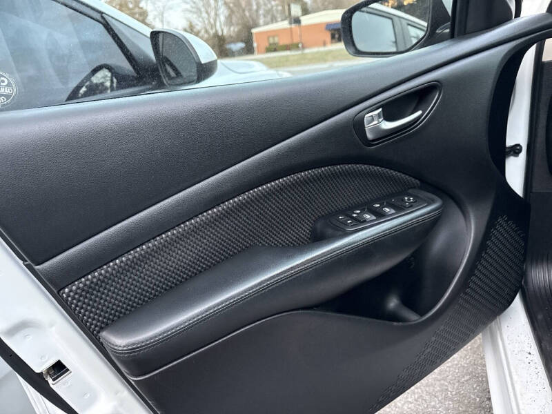 2015 Dodge Dart SE