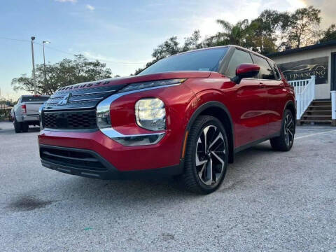 2022 Mitsubishi Outlander ES