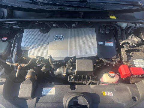 2016 Toyota Prius Two