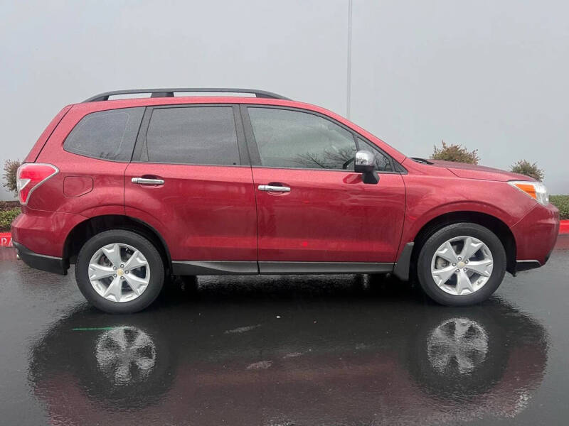 2015 Subaru Forester 2.5i
