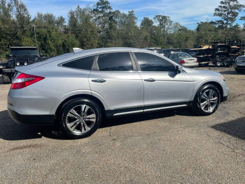 2015 Honda Crosstour for sale at WALKER MOTORS LLC & TRAILERS in Hattiesburg MS