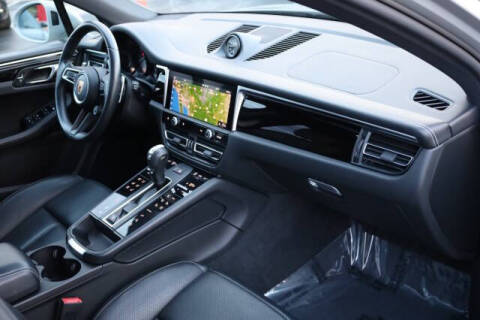 2023 Porsche Macan S