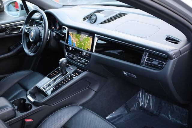 2023 Porsche Macan S