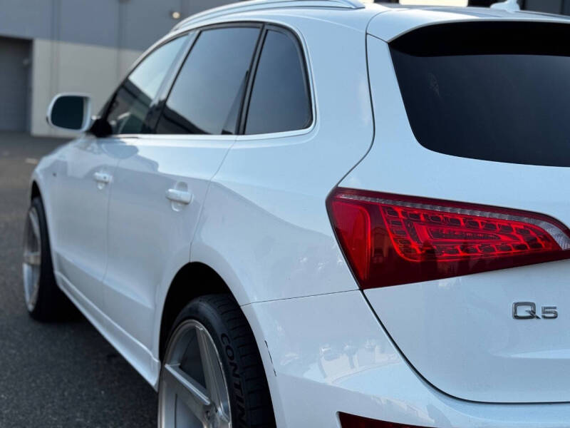 2012 Audi Q5 3.2 quattro Premium Plus