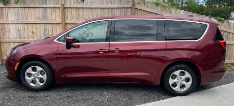 2017 Chrysler Pacifica LX