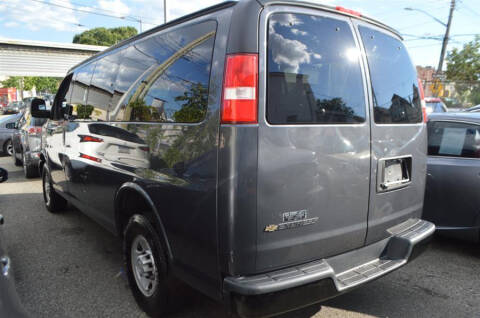 2017 Chevrolet Express Passenger