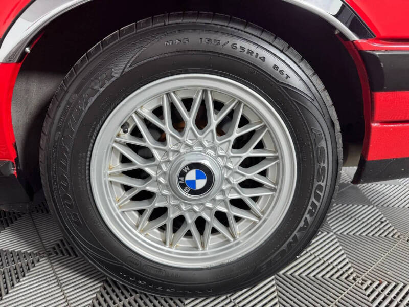 1991 BMW 3 Series 325i