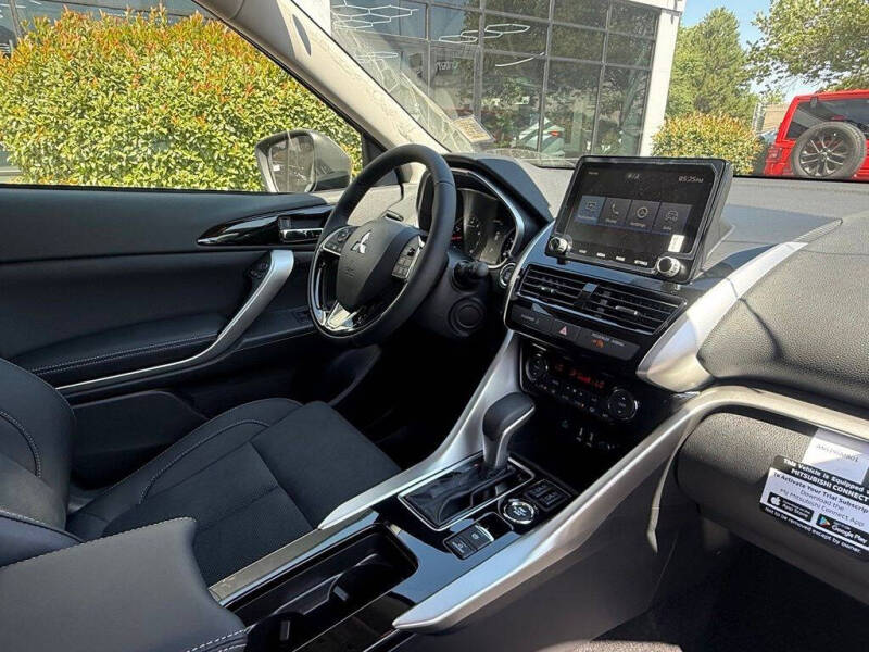 2026 Mitsubishi Eclipse Cross SE