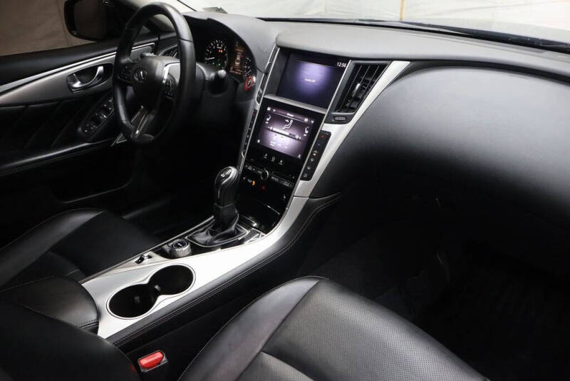 2022 Infiniti Q50 Luxe