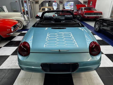 2002 Ford Thunderbird Deluxe
