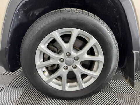 2015 Jeep Cherokee Sport