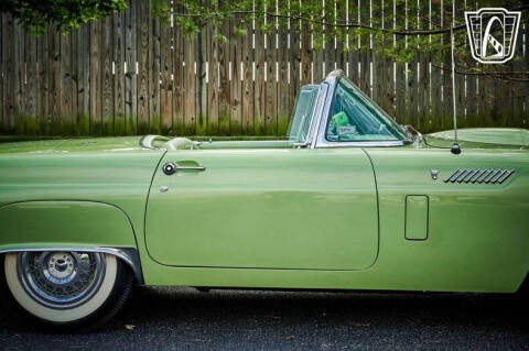 1956 Ford Thunderbird