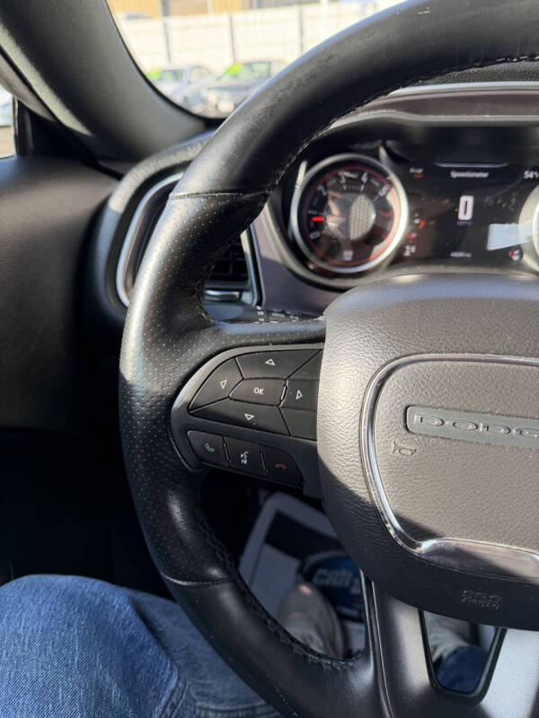 2018 Dodge Challenger 392 HEMI Scat Pack Shaker