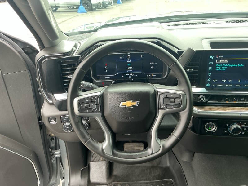 2024 Chevrolet Silverado 1500 LT
