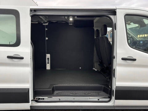 2025 Ford Transit