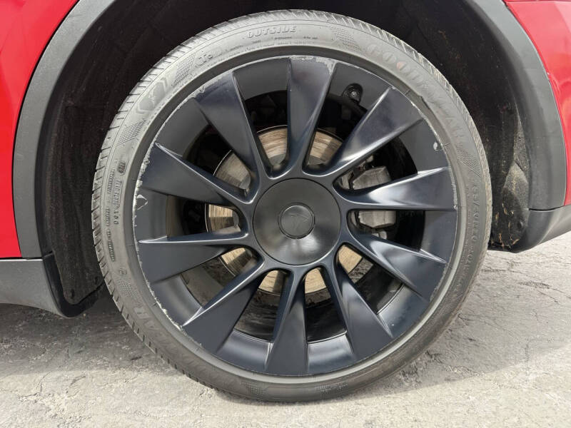 2023 Tesla Model Y Long Range