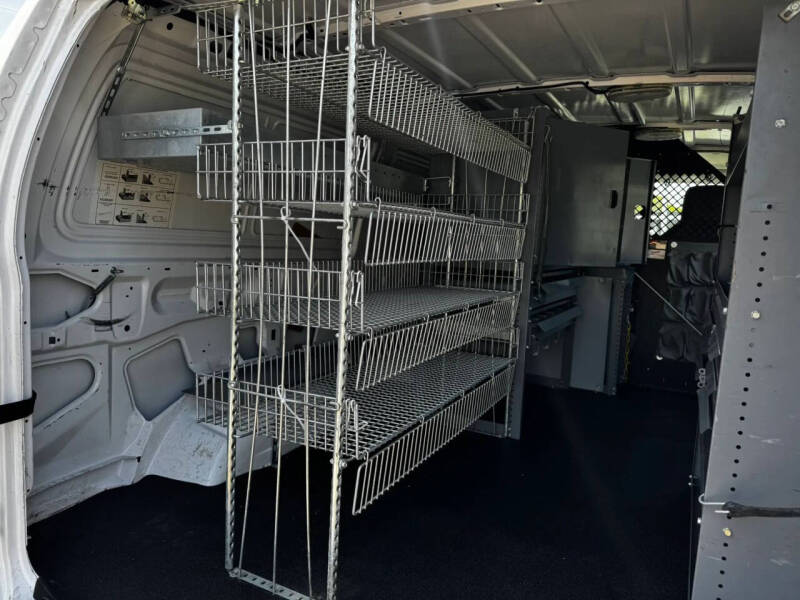 2010 Ford E-Series E-250