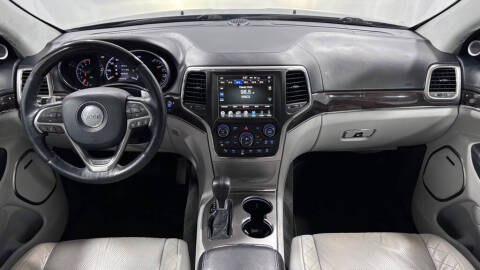 2017 Jeep Grand Cherokee Summit