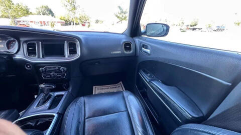 2019 Dodge Charger SXT