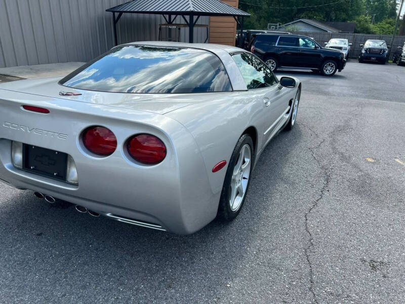 2004 Chevrolet Corvette