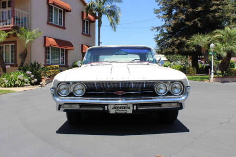 1961 Oldsmobile Starfire