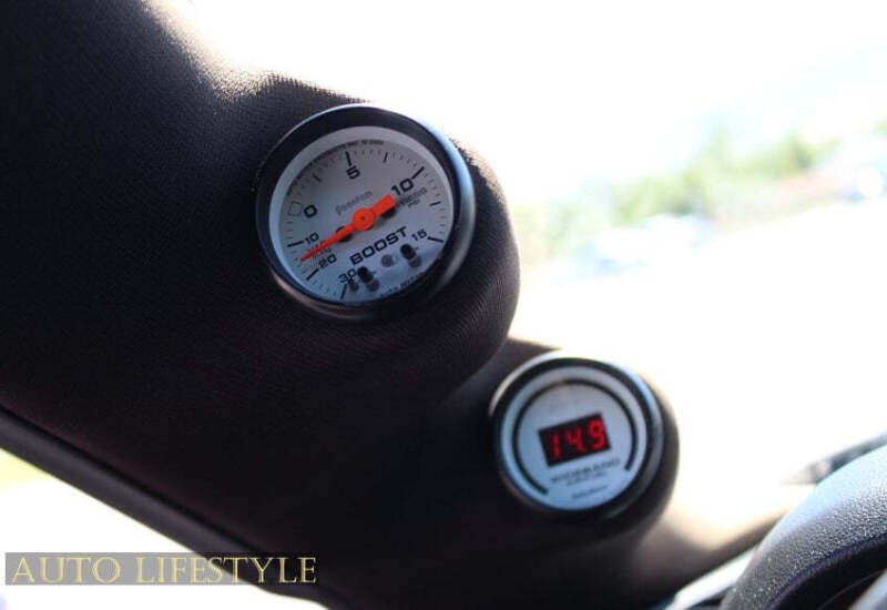 2008 Dodge Challenger SRT8