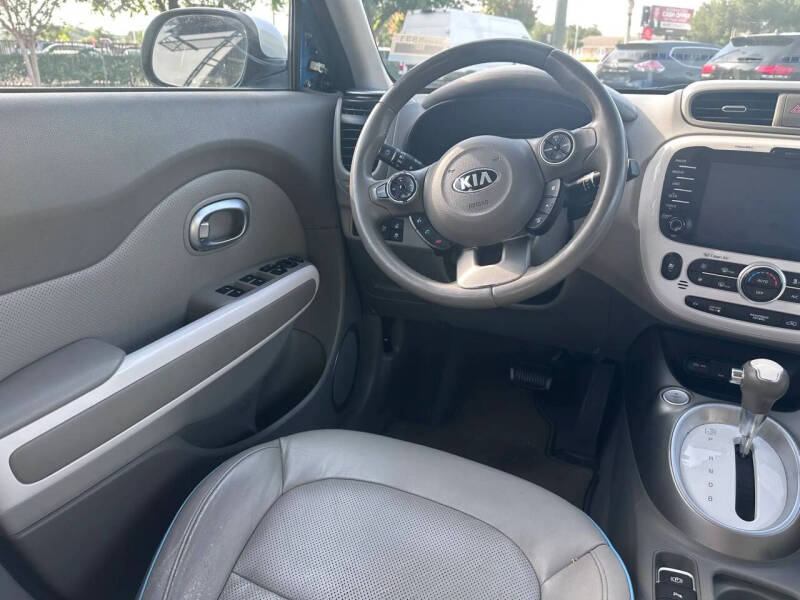 2015 Kia Soul EV +