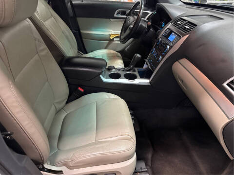 2012 Ford Explorer XLT