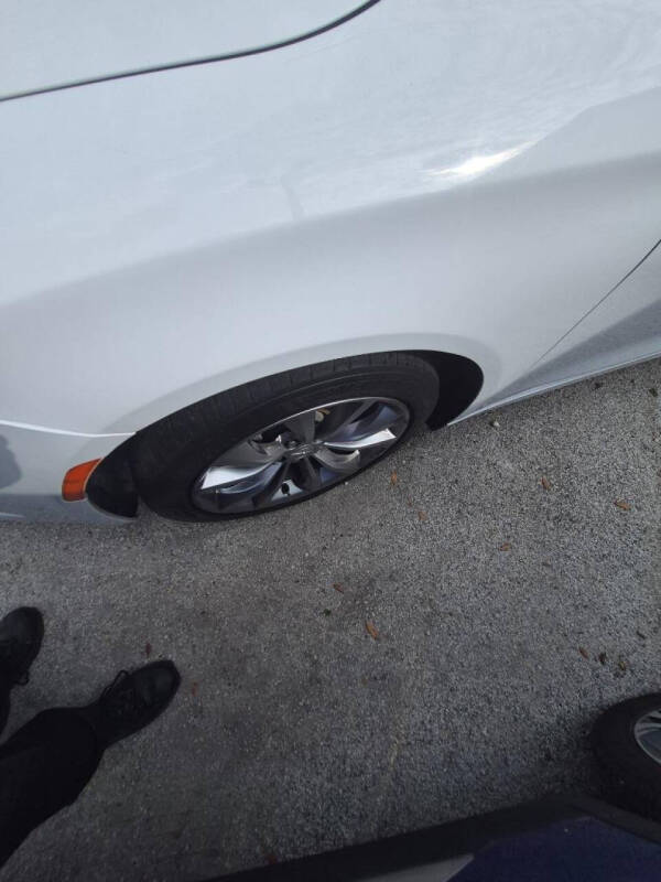 2015 Chrysler 200 S