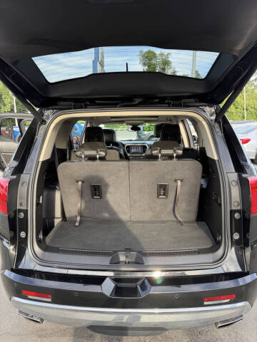 2017 GMC Acadia Denali